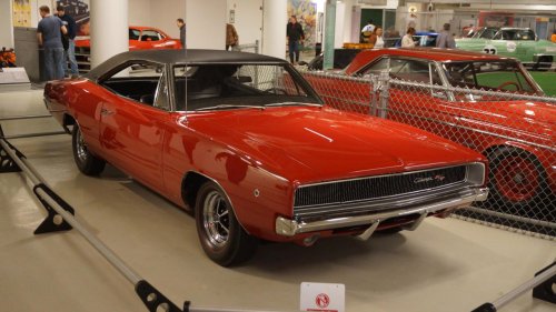 Muscle Cars, 10 classic muscle cars that still turn heads today