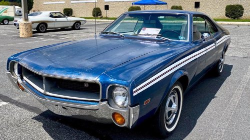 10 classic muscle cars that still turn heads today