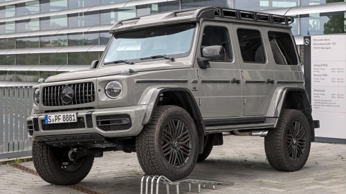20 obnoxious cars that drive everyone else crazy