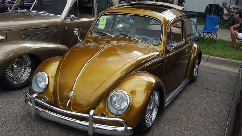 11 vintage cars that became collector favorites years later