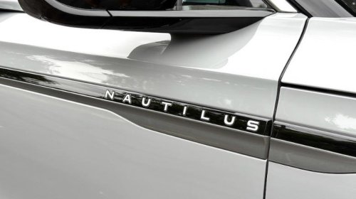 Lincoln's Nautilus doesn't just compete with German rivals, it can beat them