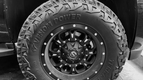 Is Venom Power a good tire brand? Here's what drivers say