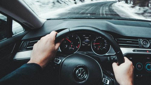 20 signs your driving habits are costing you $2,000 a year