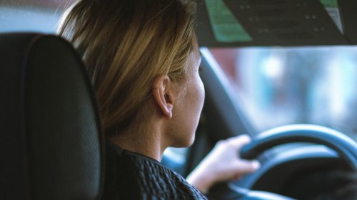 20 signs your driving habits are costing you $2,000 a year