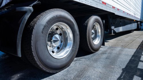 The major difference between semi truck and car tires