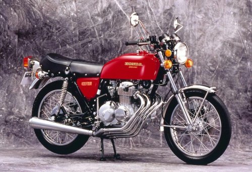 伝統の4気筒400ccモデル復活に歓喜、ホンダ「CB400スーパーフォア/CBR400Rフォア」コンセプトモデル公開に胸高まる理由