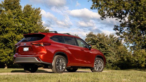 10 long-range hybrid SUVs: Maximize your fuel efficiency