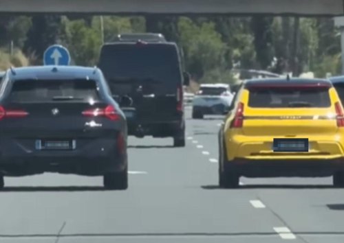 El pique entre un BMW X3 y un Renault 5 en plena AP-7 que ha indignado a los usuarios: adelantamientos, frenazos y maniobras peligrosas