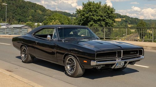 10 vintage cars that delivered more than advertised