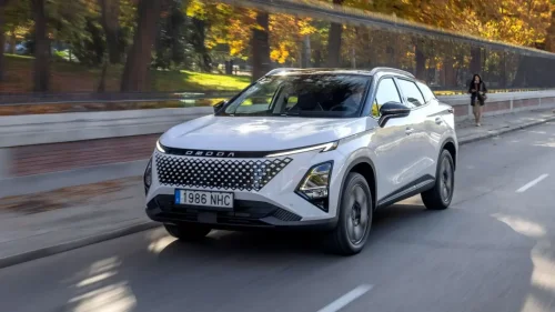 Compra coche eléctrico o híbrido, si dudas con un Omoda 5 esta es nuestra opinión