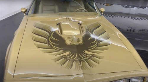 Pontiac, 6 of the coolest graphics and decals Pontiac ever put on its cars