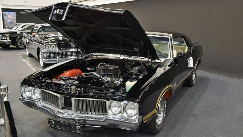The hidden story behind the Oldsmobile 442 W-30 engine package