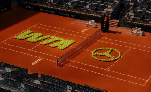 Del asfalto a la pista: así es la flota oficial que Mercedes-Benz llevará al circuito femenino de tenis