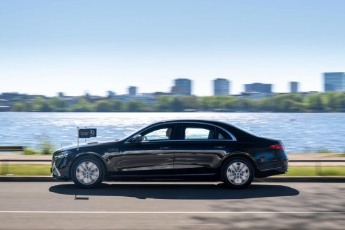 Mercedes, Mercedes Clase S Guard: cámara acorazada con motor V12