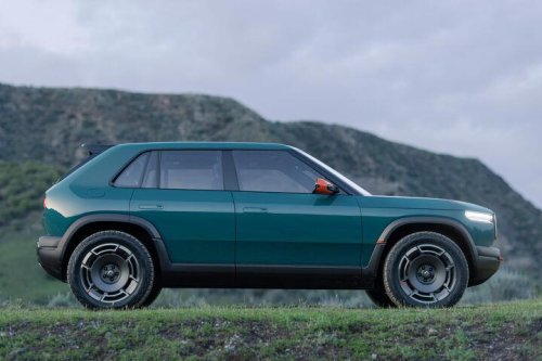 Rivian, Rivian confirms more R2 versions coming - is one of them a R2T pickup?