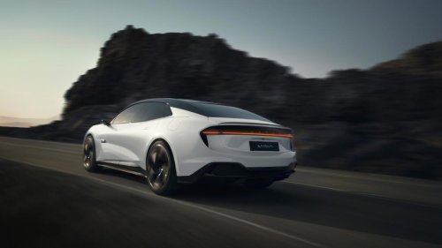 Así son las dos personalidades del Lotus Emeya eléctrico