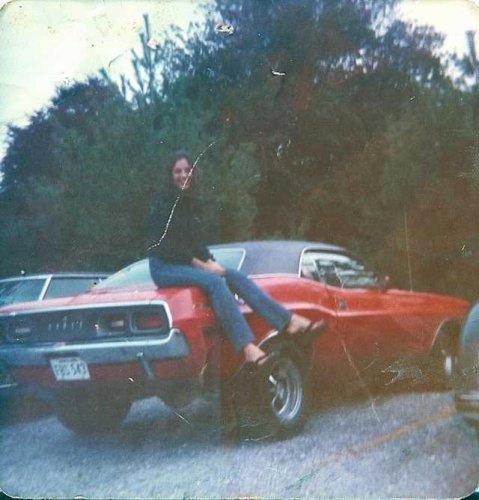 21 tire smoking classic muscle car pics putting you right in the driver’s seat