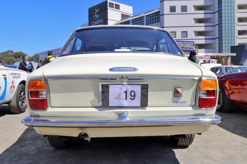 トヨタの初代「カローラ」で昭和と令和を走ったオーナーにクルマ愛を聞く