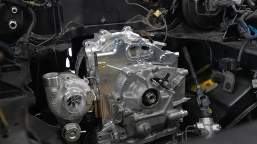 Weight is the enemy in Rob Dahm's single-rotor turbocharged Miata