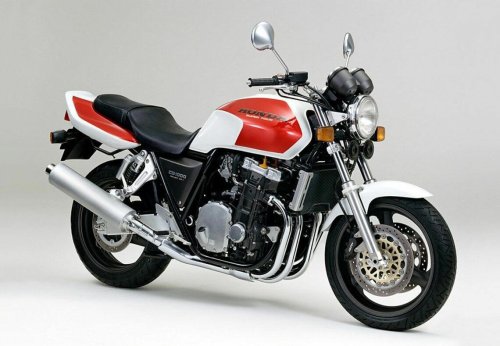 伝統の4気筒400ccモデル復活に歓喜、ホンダ「CB400スーパーフォア/CBR400Rフォア」コンセプトモデル公開に胸高まる理由