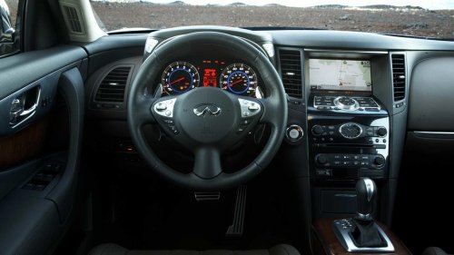 Infiniti, SUV, The time Infiniti built an SUV that was faster than its own sports car