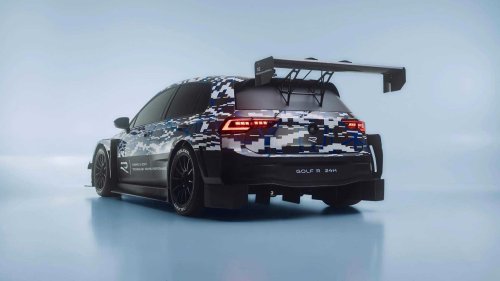 Volkswagen, Volkswagen Golf, Volkswagen just gave the Golf R a wing that would make the Civic Type R blush