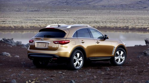 Infiniti, SUV, The time Infiniti built an SUV that was faster than its own sports car