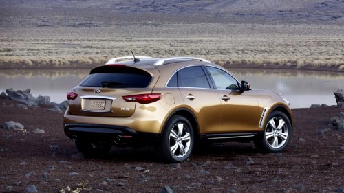 Infiniti, SUV, The time Infiniti built an SUV that was faster than its own sports car