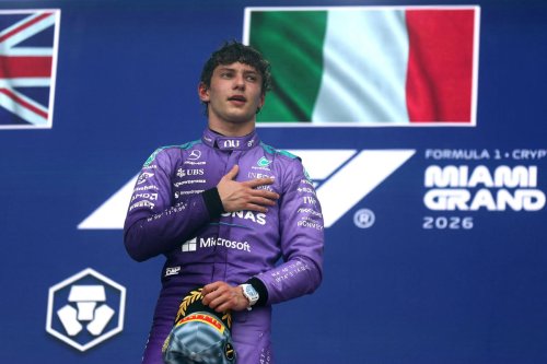 Antonelli supera a Schumacher y Senna