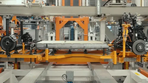 Así funciona el sistema de ensamblaje de baterías de esta famosa fábrica española