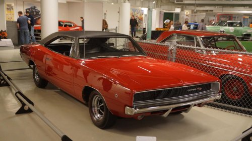 Muscle Cars, 12 muscle cars from the 1960s and early 1970s that made ordinary roads feel exciting
