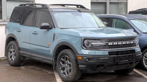 20 cars men own that instantly make them more attractive