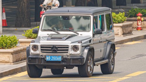 20 cars men own that instantly make them more attractive