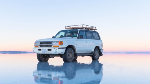 20 cars men own that instantly make them more attractive
