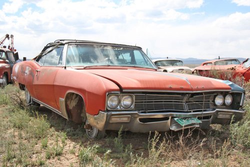 Nuestros hallazgos favoritos en Ernest Auto Wrecking, La Jara, Colorado