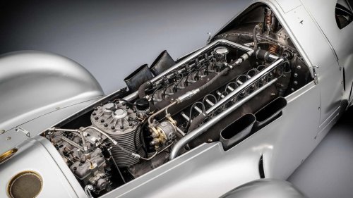 Audi, SuperCar, Audi just built a new 16-cylinder supercar that's actually very old