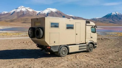 La primera vuelta al mundo en camión eléctrico: un youtuber quiere recorrer 40.000 km con el Mercedes-Benz eActros