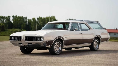 10 classic sleepers hiding V8s most drivers never notice