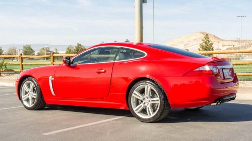 Jaguar XKR: The supercharged grand tourer bargain