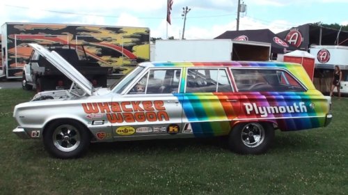 These Mopar muscle wagons pack 426 Hemis, but how they got them is even more interesting