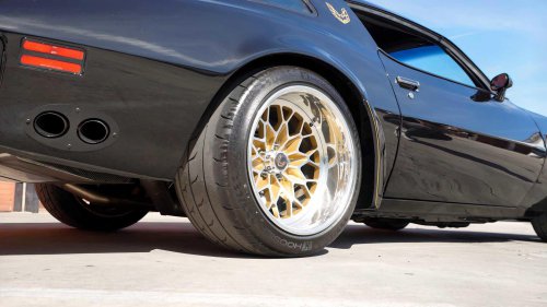 Analog vs digital: Has modern technology killed the driver’s car?