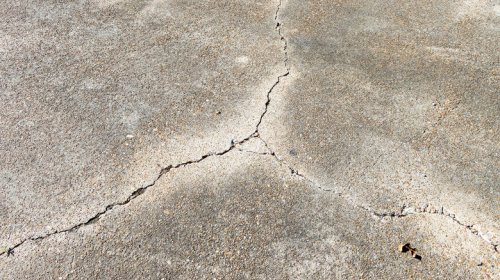 How much weight your concrete driveway can handle before it cracks