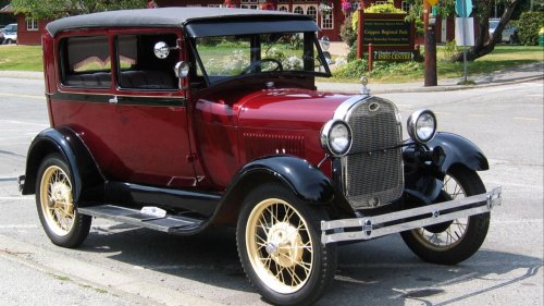 10 cars that were iconic despite being flawed &amp; 10 that were flawless but forgotten