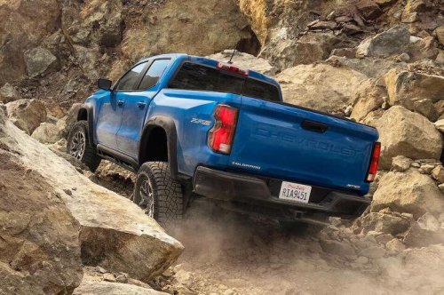 What are locking differentials and what new 4x4s have them?