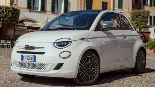 Fiat, El nuevo FIAT 500 Hybrid Dolcevita demuestra que los pequeños descapotables siguen teniendo tirón
