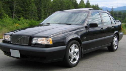 10 cars that were iconic despite being flawed &amp; 10 that were flawless but forgotten