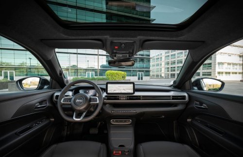 Jeep Avenger 2026: lavado de imagen para el pequeño aventurero