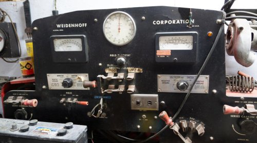 8 old school automotive tools that even experienced car people might not recognize