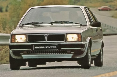 Los coches más raros de la badge engineering