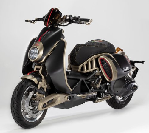 Este espectacular e inclasificable scooter italiano se ha agotado en 46 minutos, y no es eléctrico